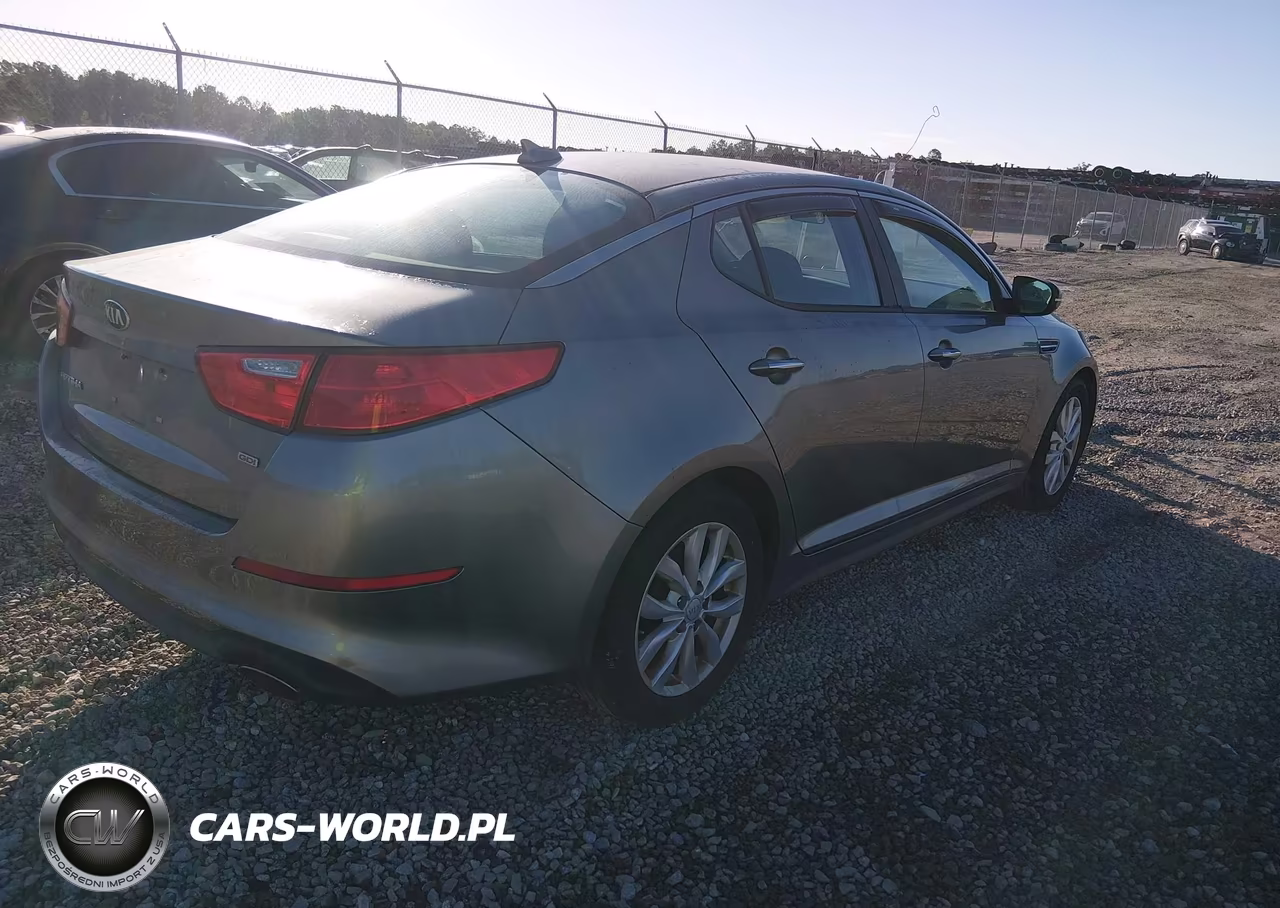 2015 Kia Optima Lx VIN:5XXGM4A73FG443854 - 4