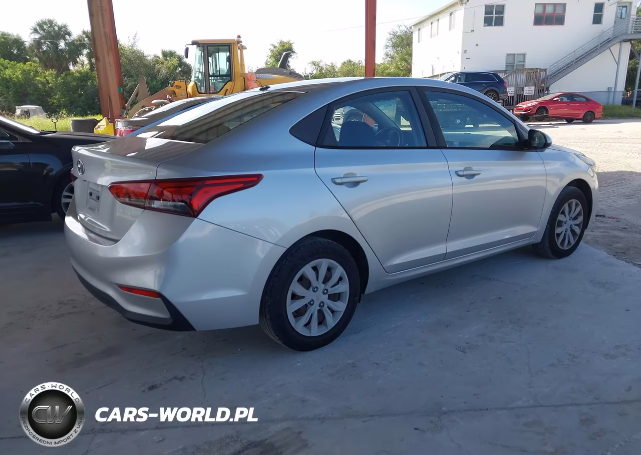 2019 Hyundai Accent Se VIN:3KPC24A33KE077575 - 4