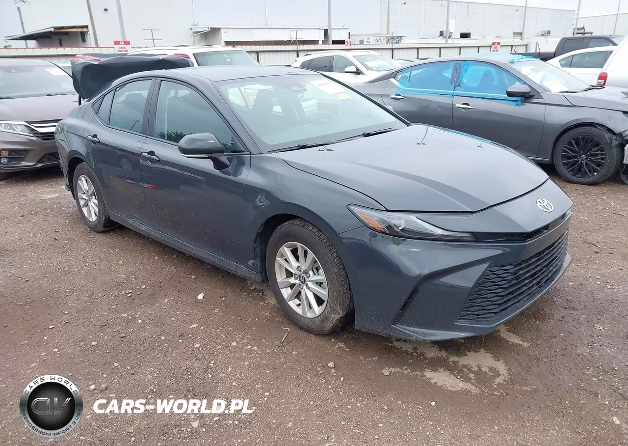 2025 Toyota Camry Le
