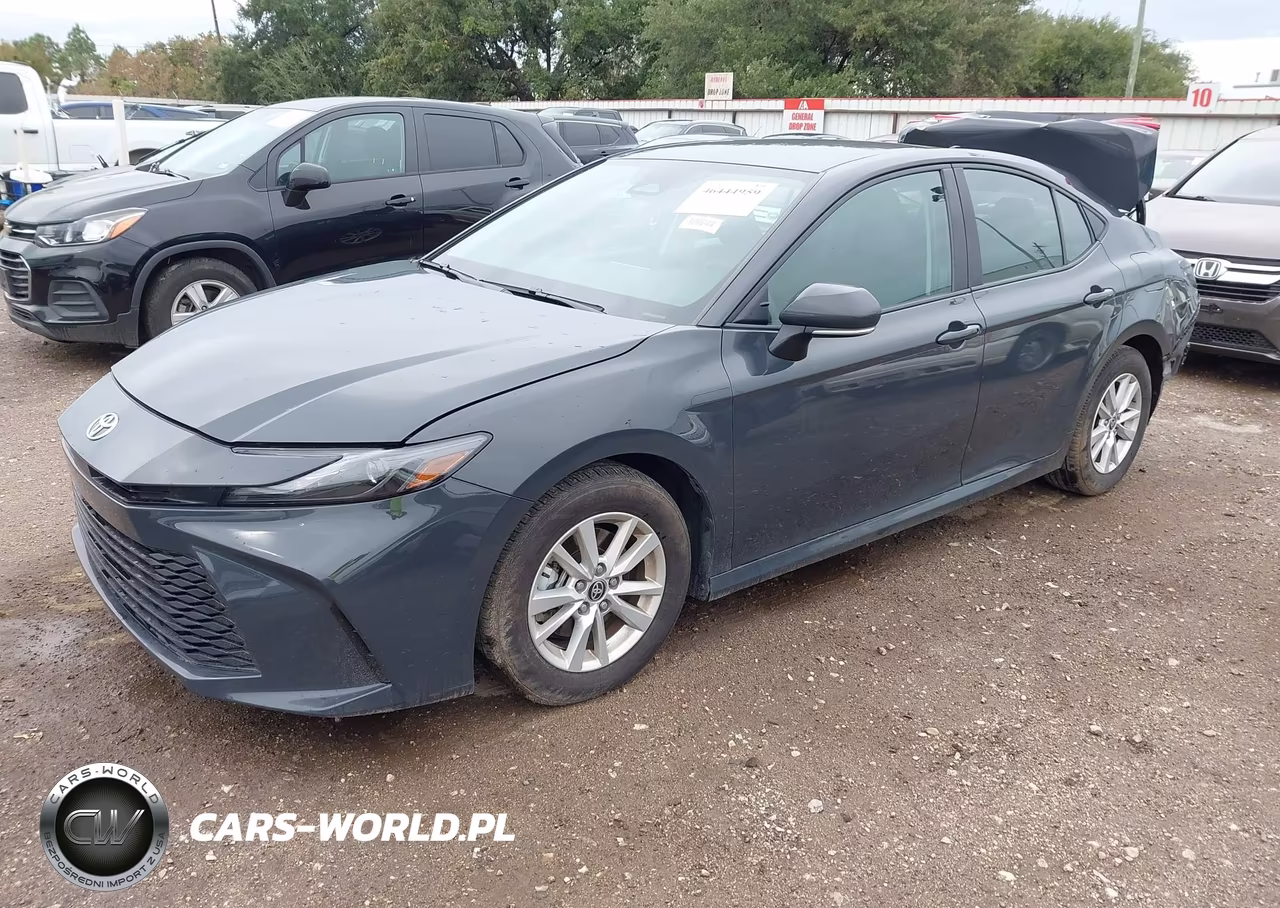 2025 Toyota Camry Le VIN:4T1DAACK8SU126776 - 2
