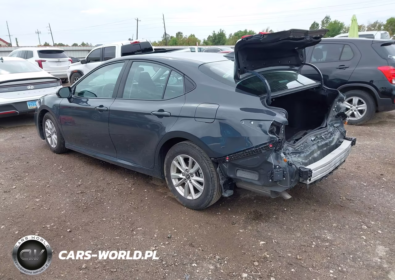 2025 Toyota Camry Le VIN:4T1DAACK8SU126776 - 3