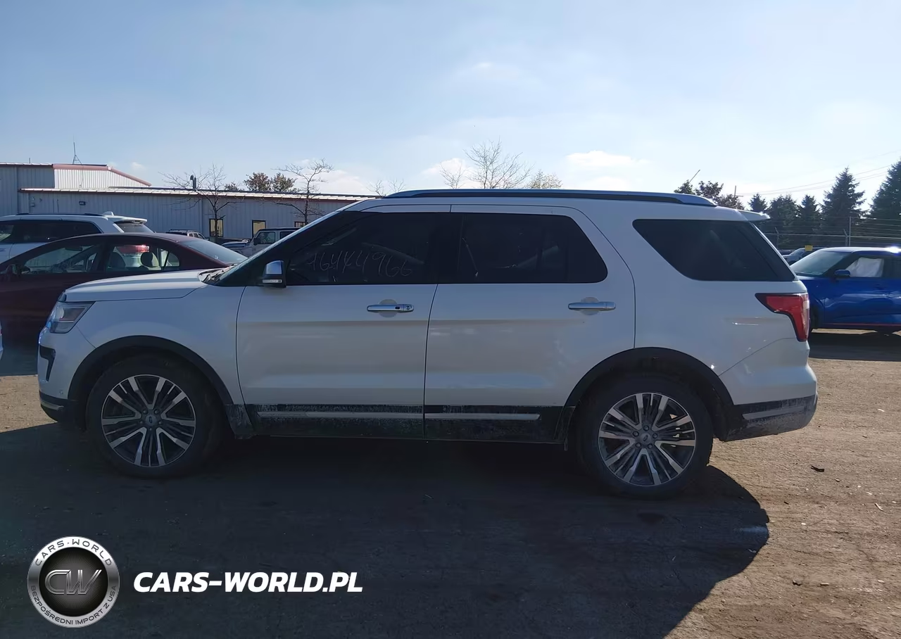 2018 Ford Explorer Platinum VIN:1FM5K8HT6JGA40651 - 14