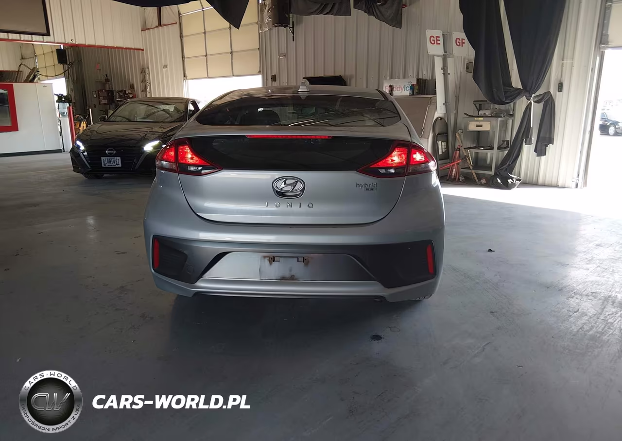2020 Hyundai Ioniq Hybrid Blue VIN:KMHC65LC9LU220714 - 21