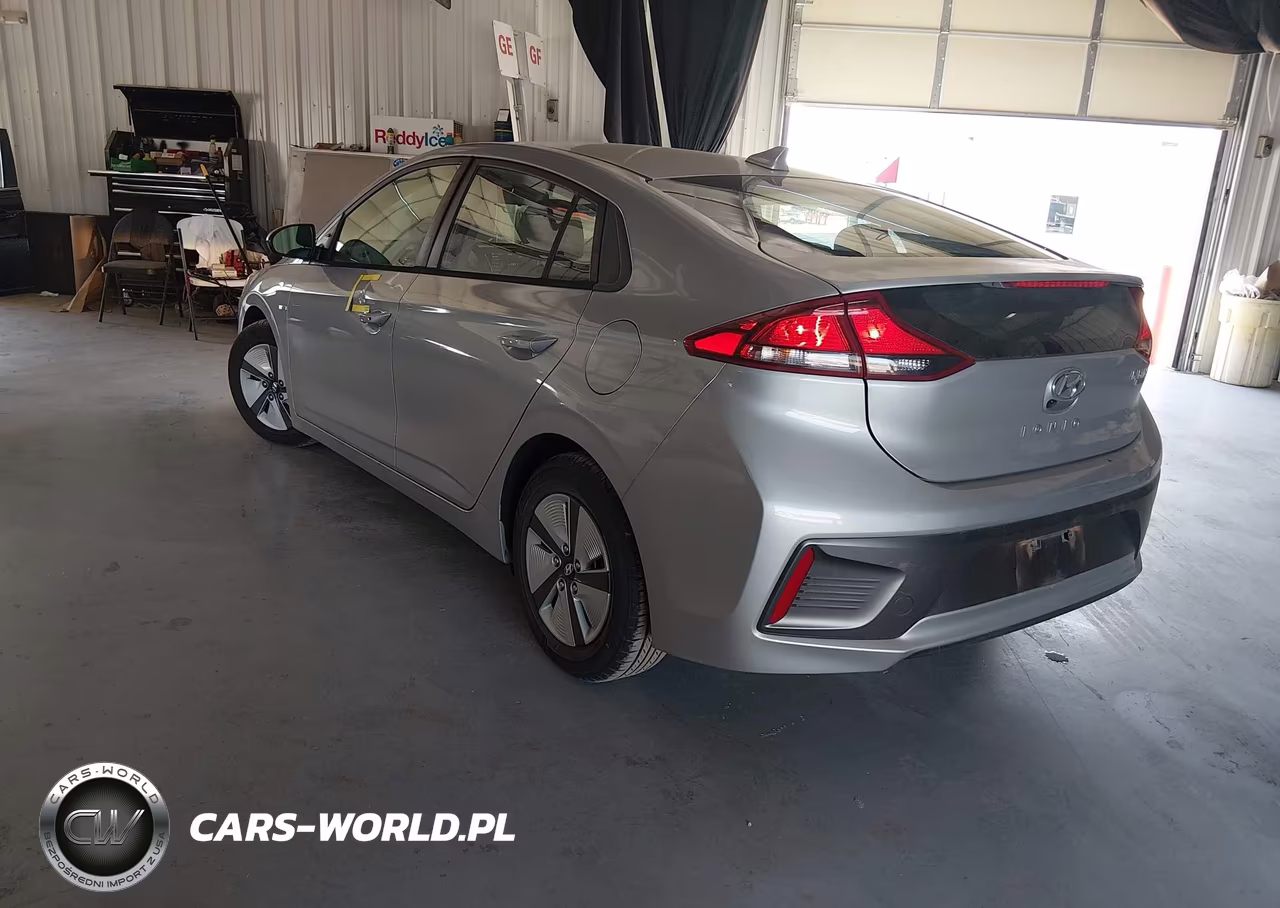 2020 Hyundai Ioniq Hybrid Blue VIN:KMHC65LC9LU220714 - 3