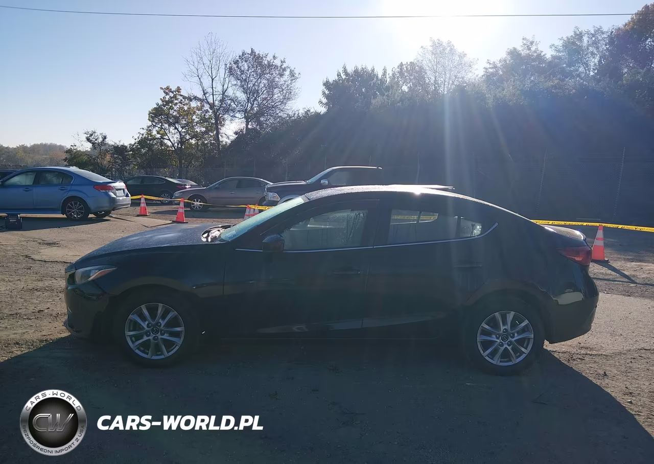2016 Mazda Mazda3 I Touring VIN:JM1BM1V70G1348085 - 14