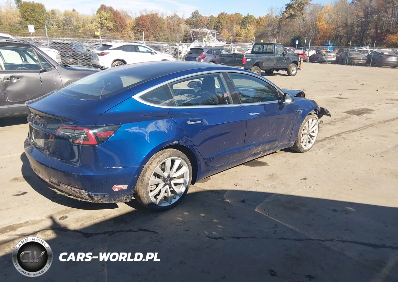 2018 Tesla Model 3 Long Range-Mid Range VIN:5YJ3E1EA8JF053005 - 4