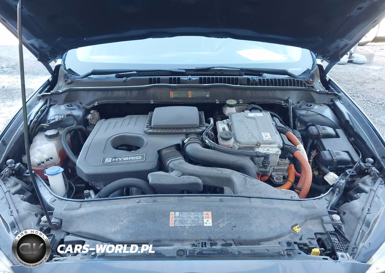 2018 Ford Fusion Hybrid S VIN:3FA6P0UU4JR254322 - 10