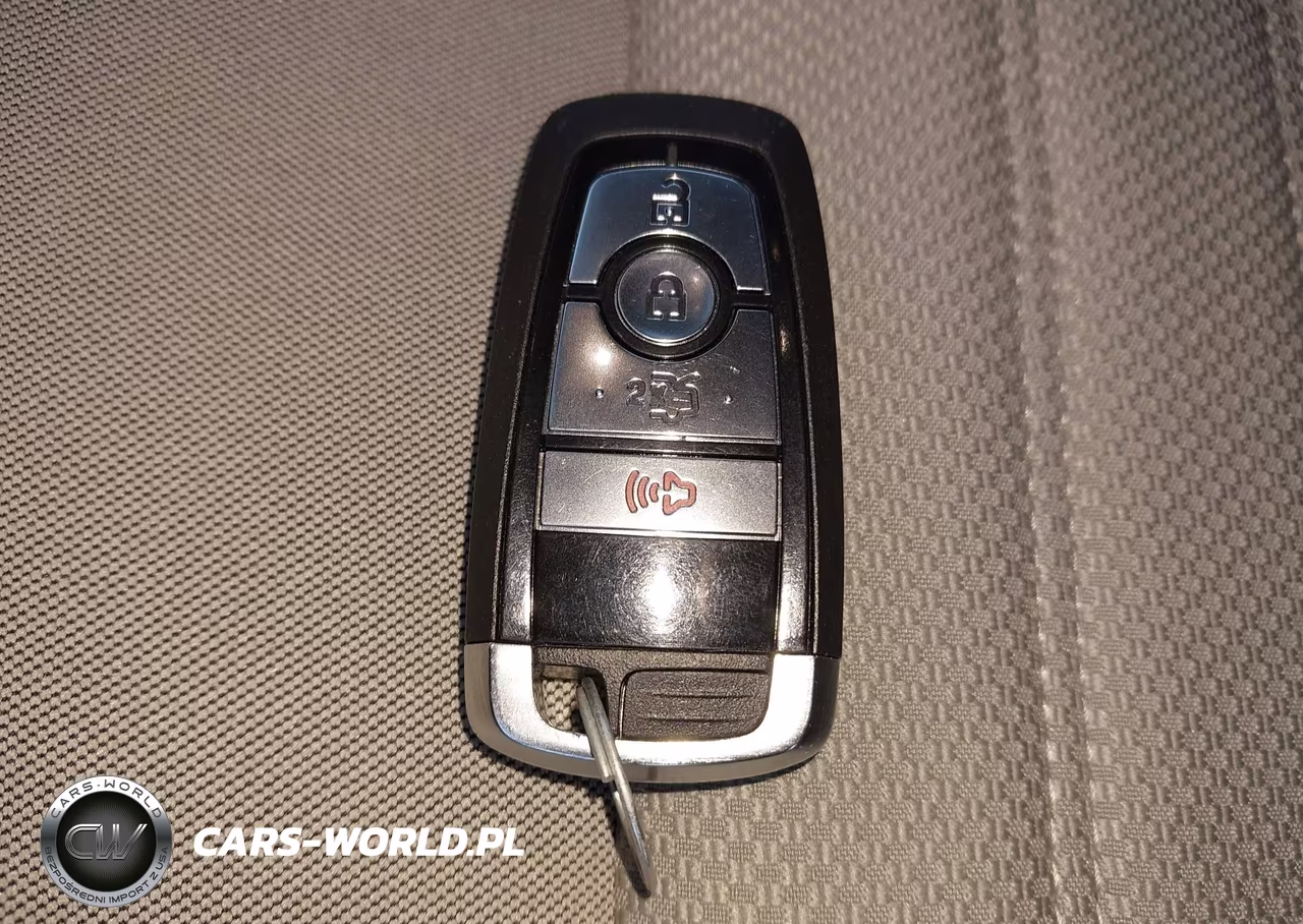 2018 Ford Fusion Hybrid S VIN:3FA6P0UU4JR254322 - 11