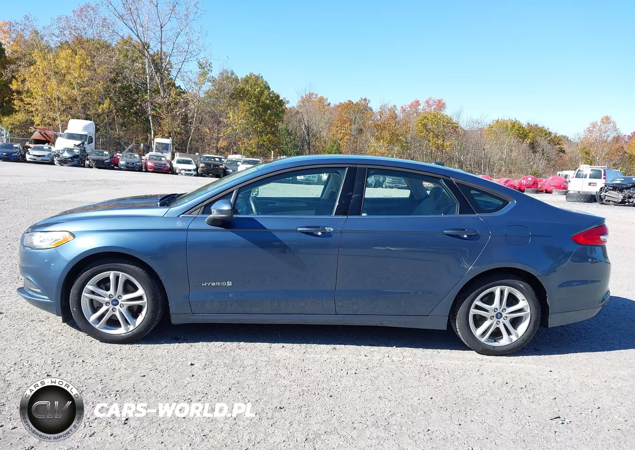 2018 Ford Fusion Hybrid S VIN:3FA6P0UU4JR254322 - 17