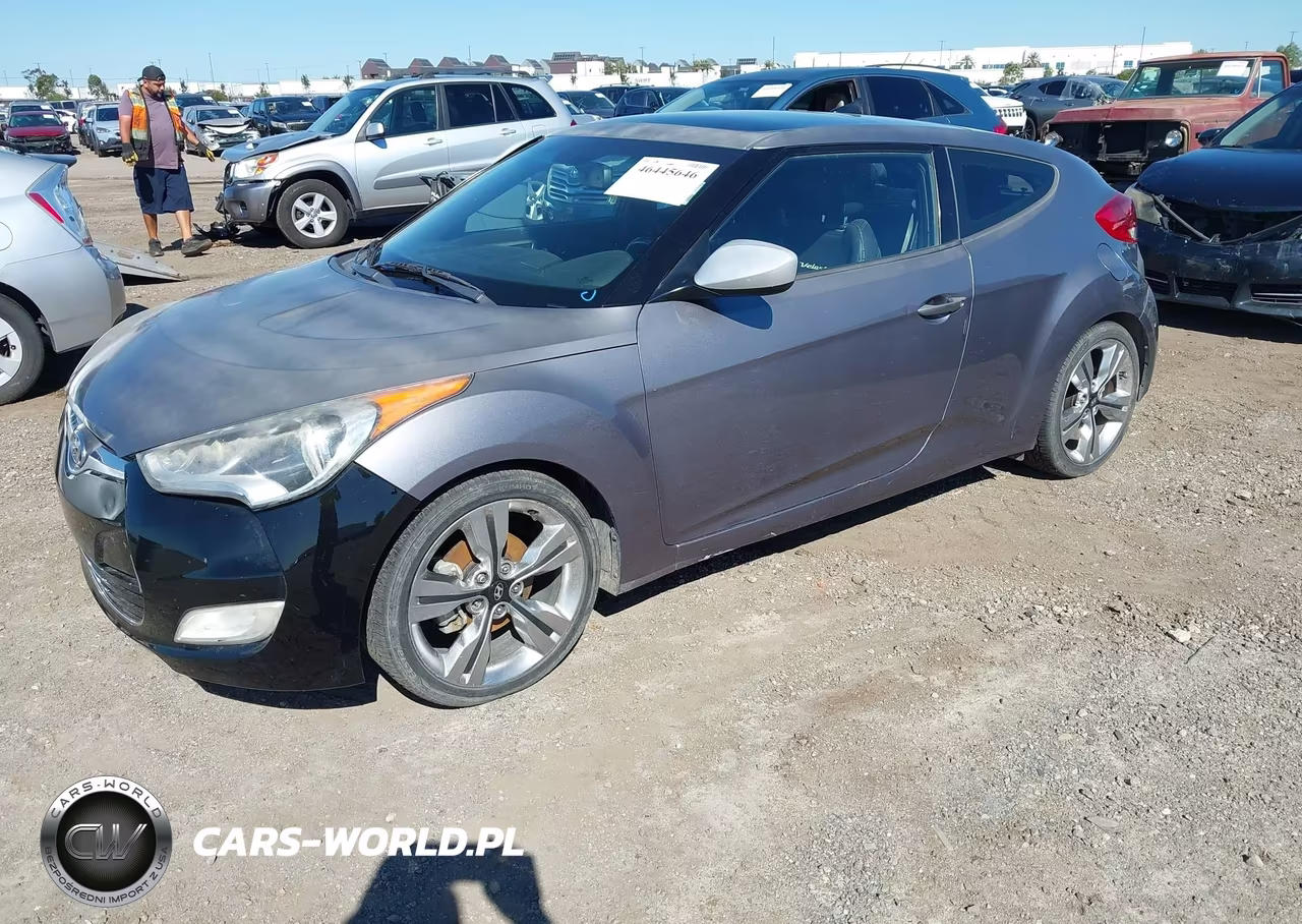 2016 Hyundai Veloster VIN:KMHTC6AD3GU258097 - 2