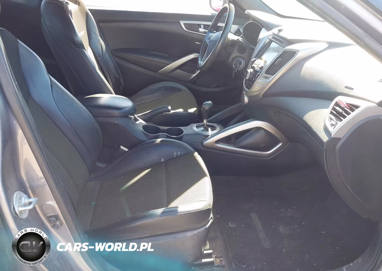 2016 Hyundai Veloster VIN:KMHTC6AD3GU258097 - 5