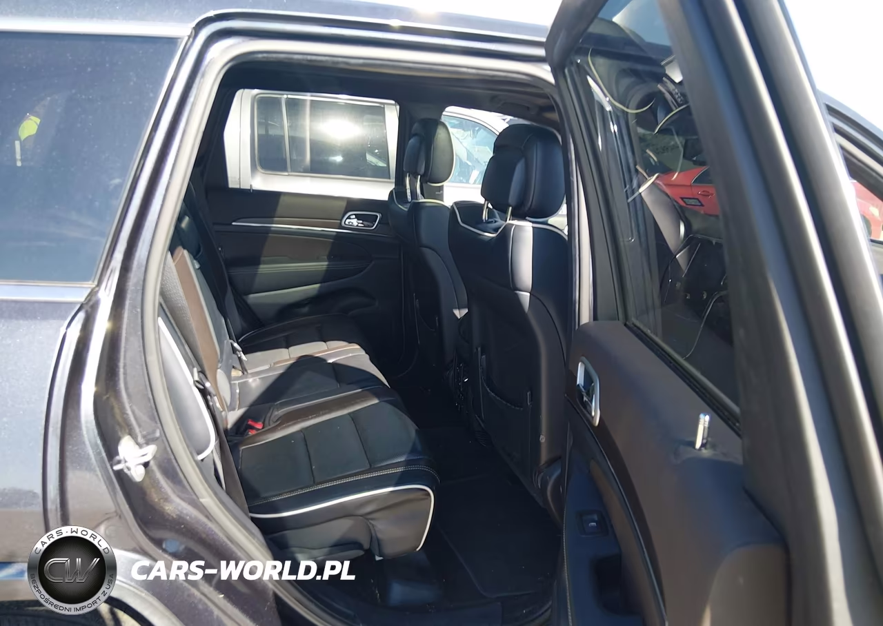 2014 Jeep Grand Cherokee Overland VIN:1C4RJECG6EC589782 - 8