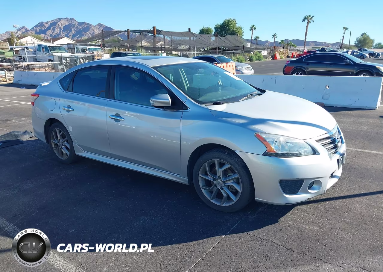2015 Nissan Sentra Sr – zdjęcie 1 z 12
