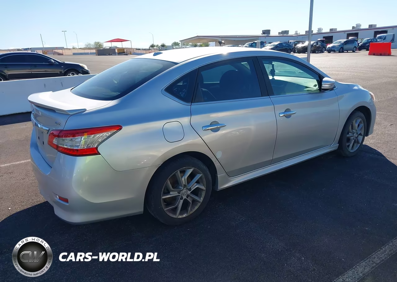 2015 Nissan Sentra Sr VIN:3N1AB7AP2FY336432 - 4