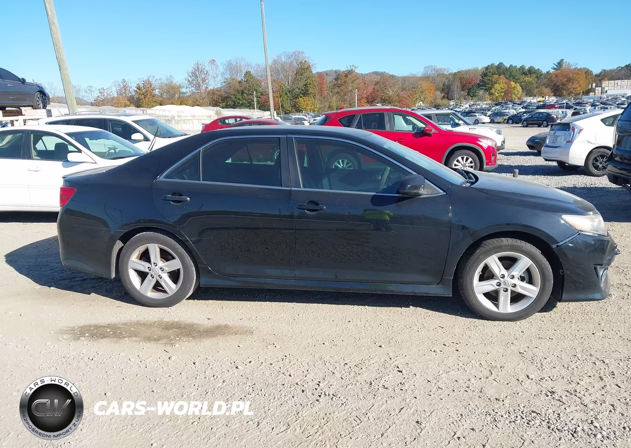 2014 Toyota Camry Se VIN:4T1BF1FK8EU734046 - 13