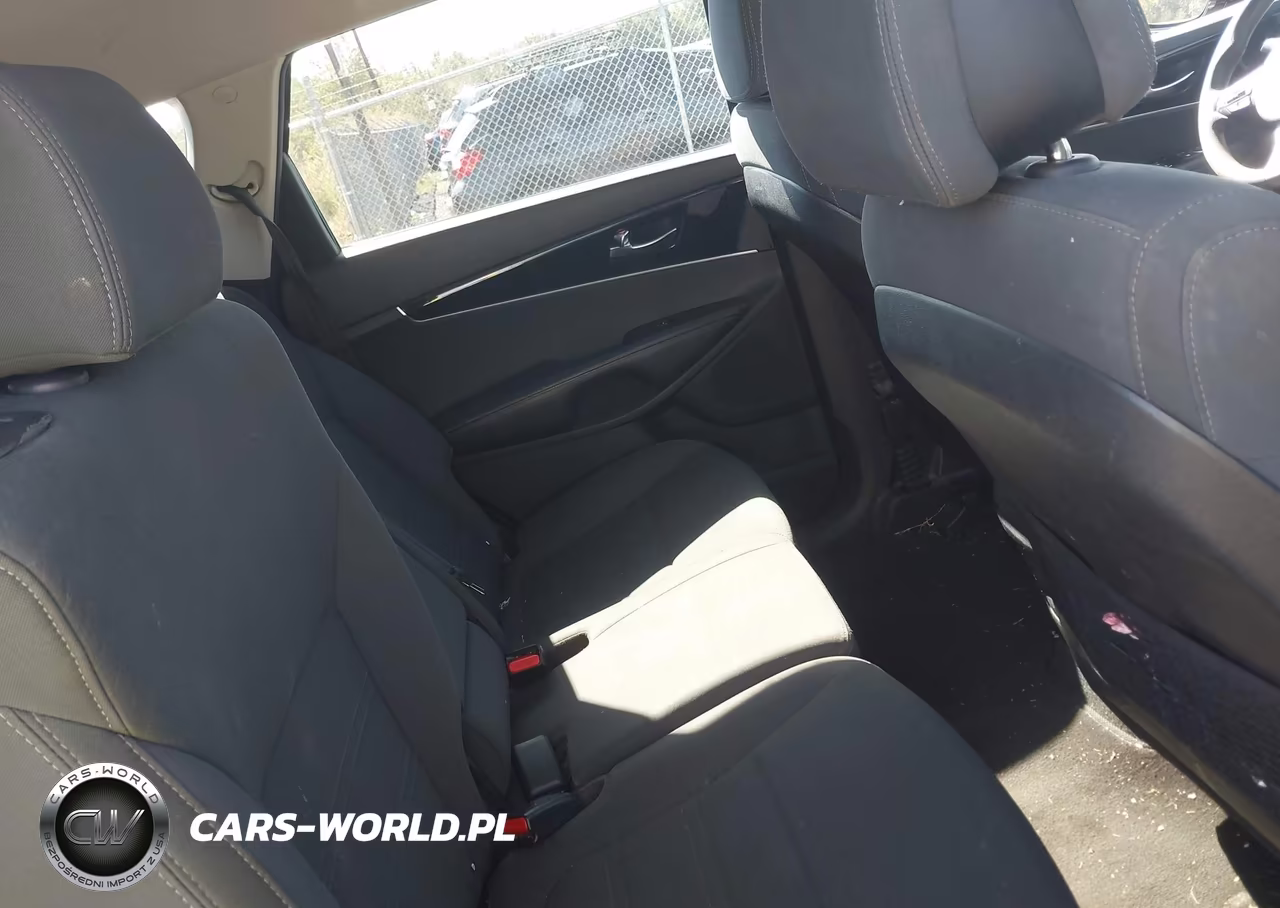 2017 Kia Sorento 3.3L Lx VIN:5XYPGDA57HG207941 - 8