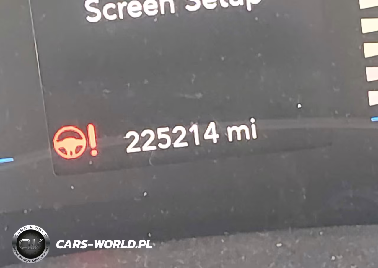 2017 Chrysler Pacifica Touring VIN:2C4RC1DG5HR502340 - 15
