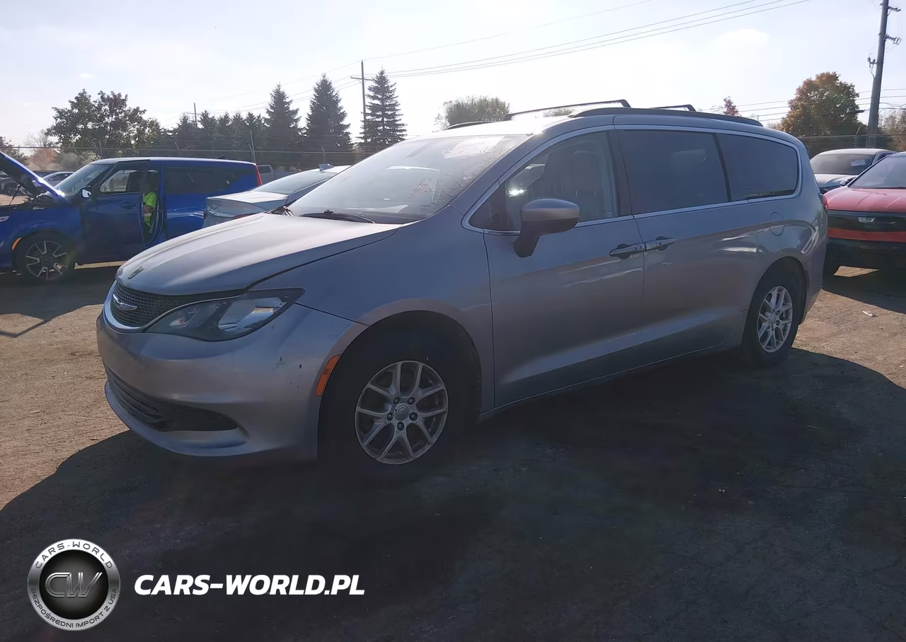 2017 Chrysler Pacifica Touring VIN:2C4RC1DG5HR502340 - 2