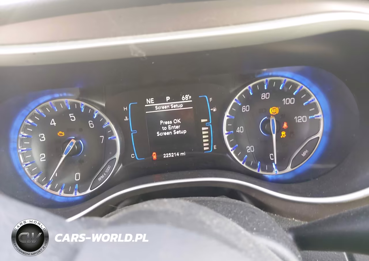 2017 Chrysler Pacifica Touring VIN:2C4RC1DG5HR502340 - 7