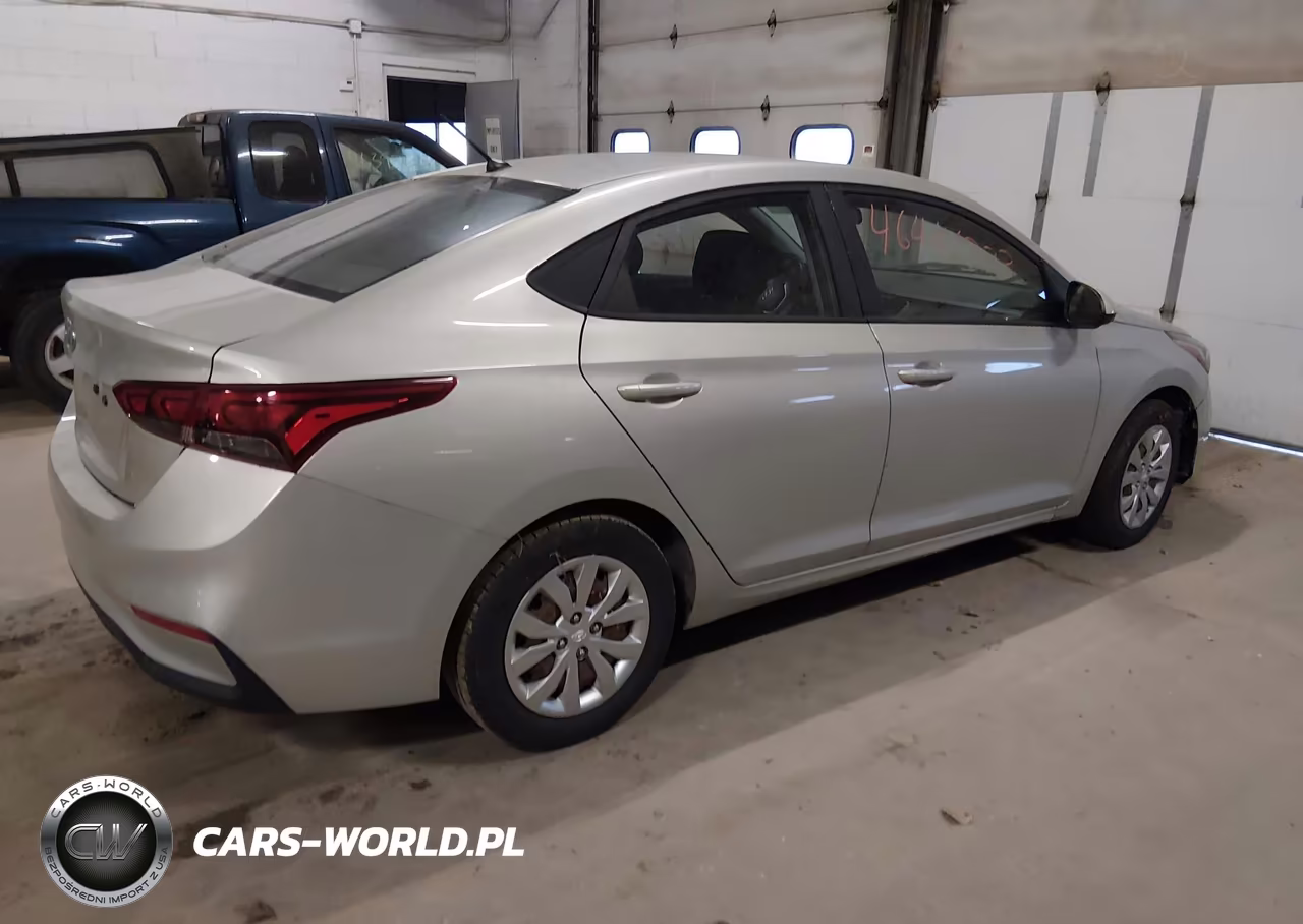 2018 Hyundai Accent Se VIN:3KPC24A30JE017431 - 4