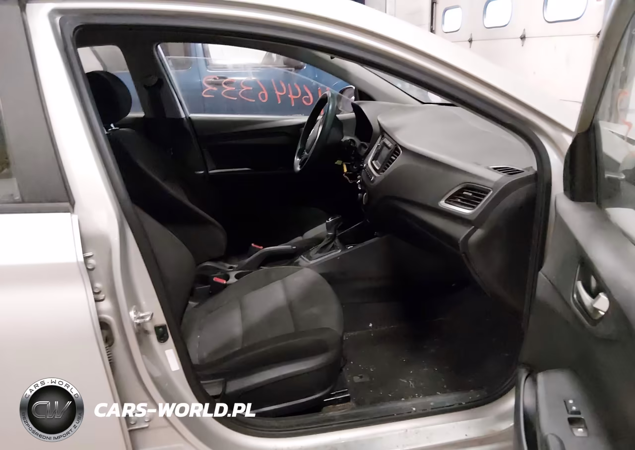 2018 Hyundai Accent Se VIN:3KPC24A30JE017431 - 5