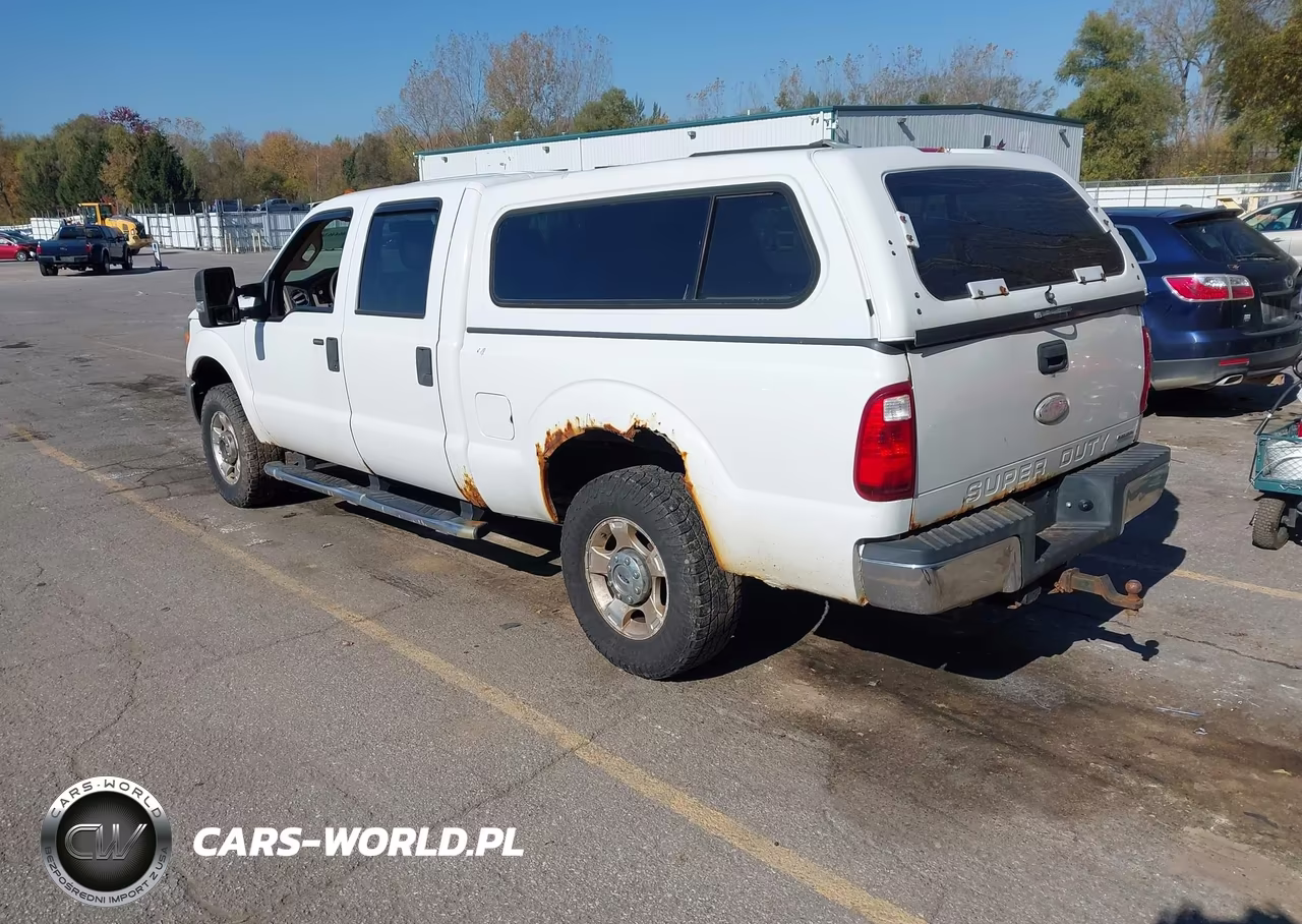2012 Ford F-250 Xlt VIN:1FT7W2B63CEA20258 - 3