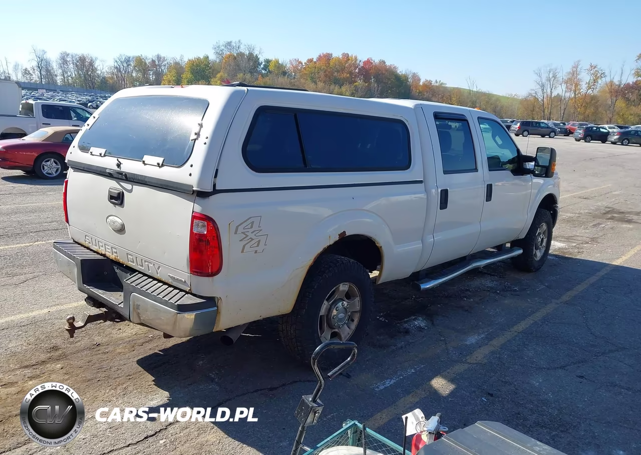 2012 Ford F-250 Xlt VIN:1FT7W2B63CEA20258 - 4
