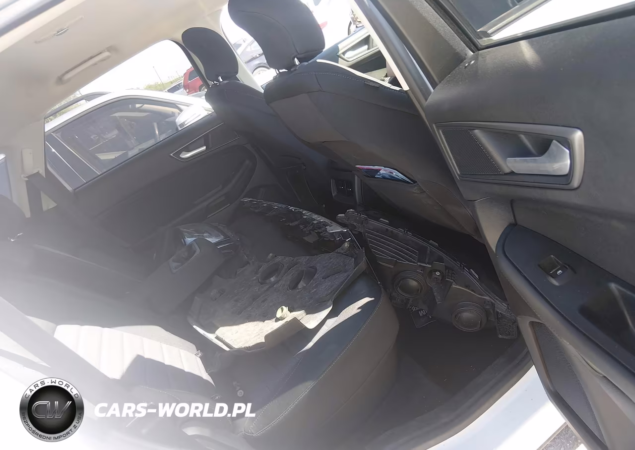 2018 Ford Edge Se VIN:2FMPK3G93JBB32146 - 8