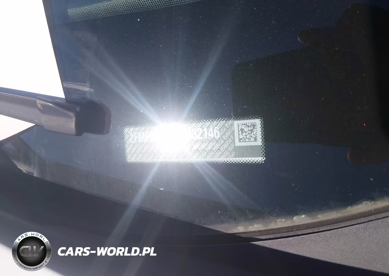 2018 Ford Edge Se VIN:2FMPK3G93JBB32146 - 9
