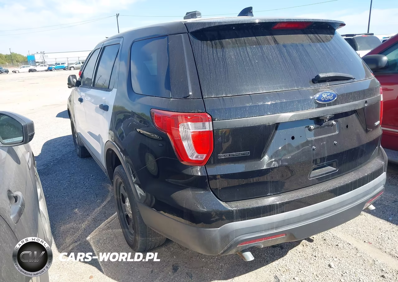 2016 Ford Utility Police Interceptor VIN:1FM5K8AR9GGD16456 - 3