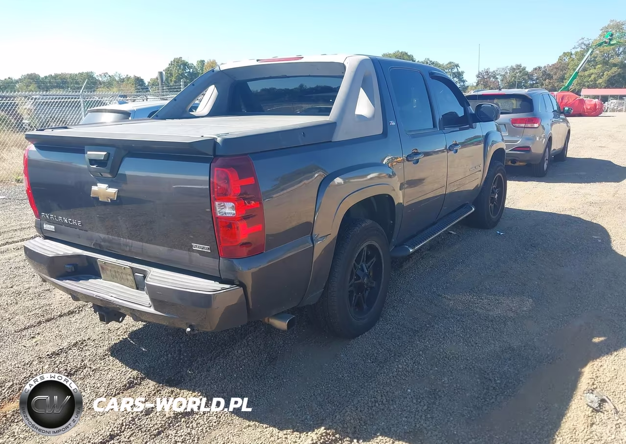 2010 Chevrolet Avalanche 1500 Lt1 VIN:3GNVKFE01AG126349 - 4