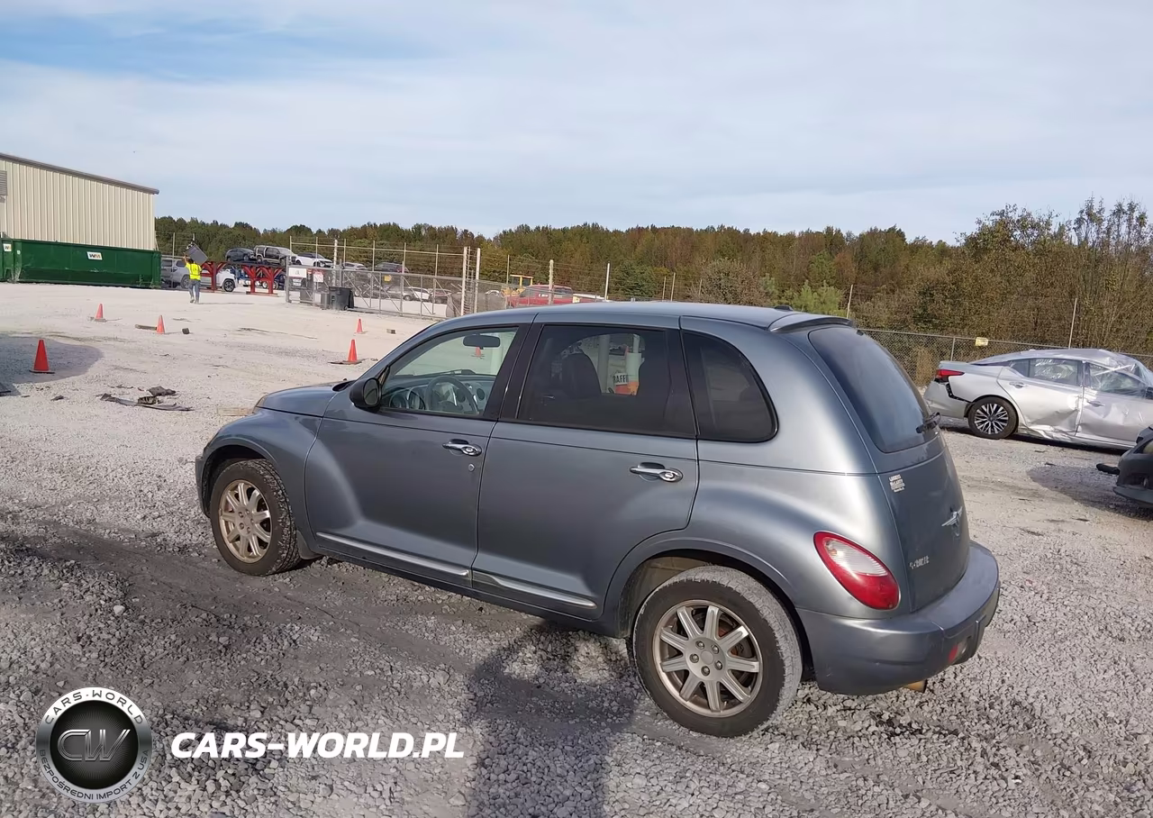 2010 Chrysler Pt Cruiser Classic VIN:3A4GY5F93AT144408 - 3