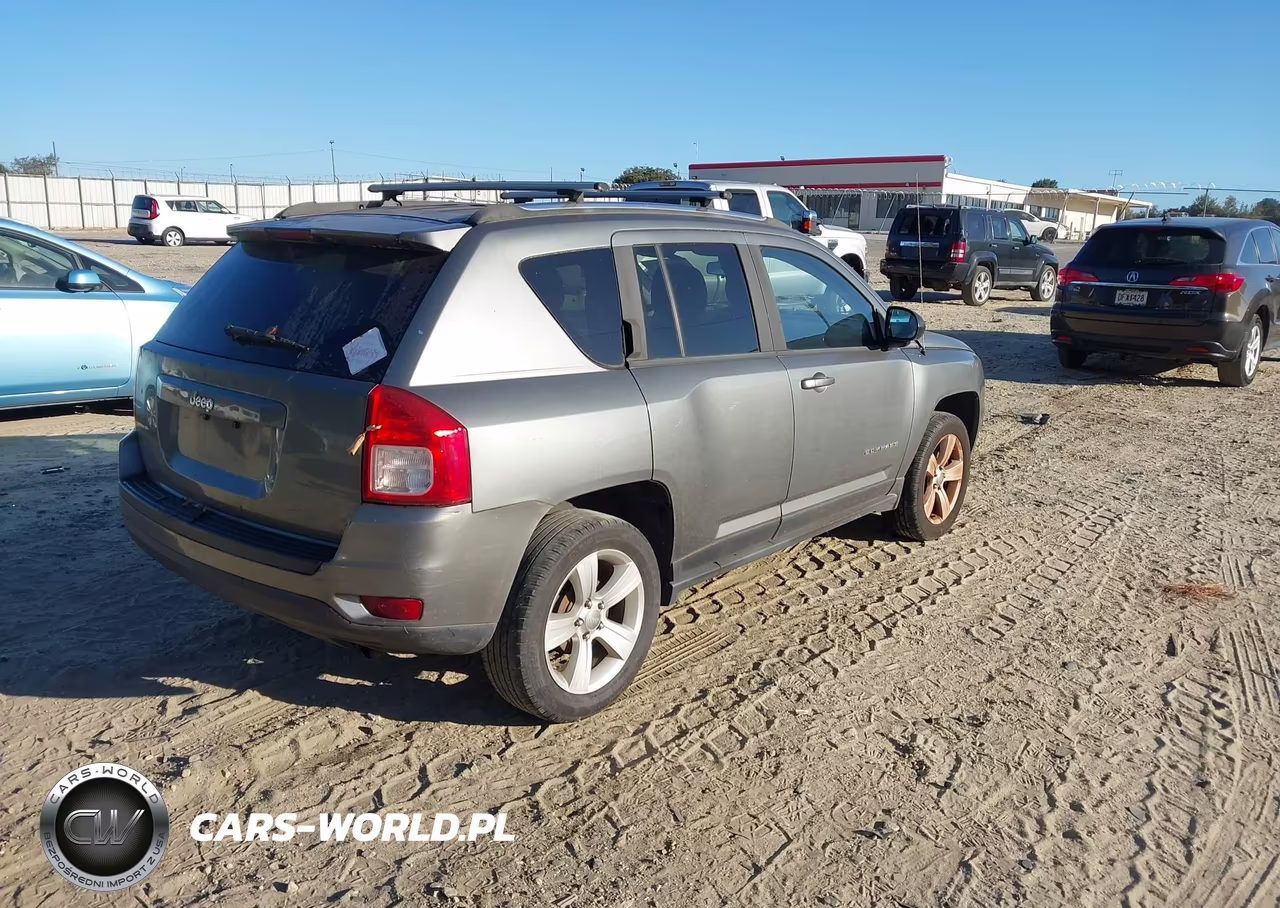2012 Jeep Compass Sport VIN:1C4NJCBA6CD677514 - 4