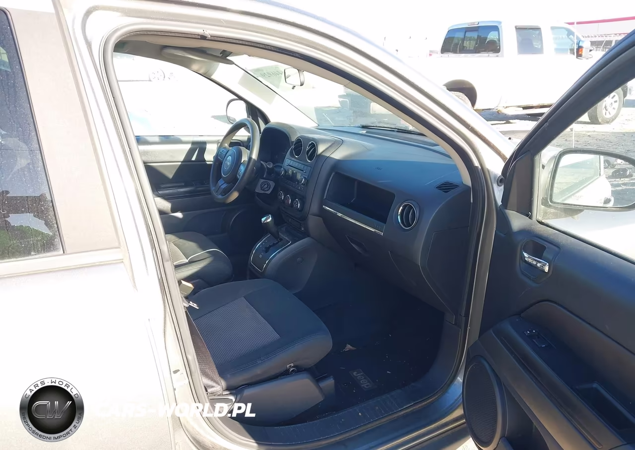 2012 Jeep Compass Sport VIN:1C4NJCBA6CD677514 - 5