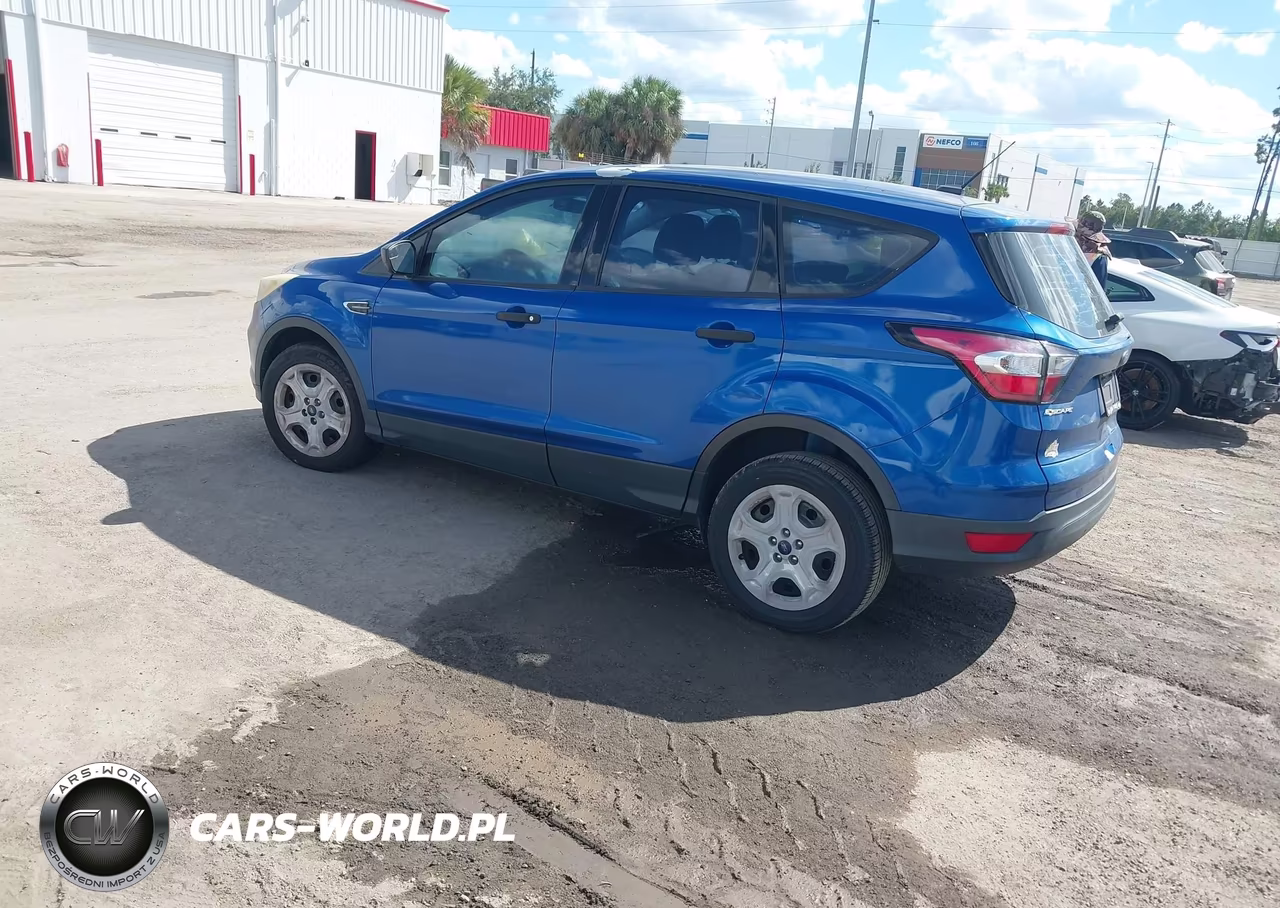 2017 Ford Escape S VIN:1FMCU0F7XHUD24790 - 3