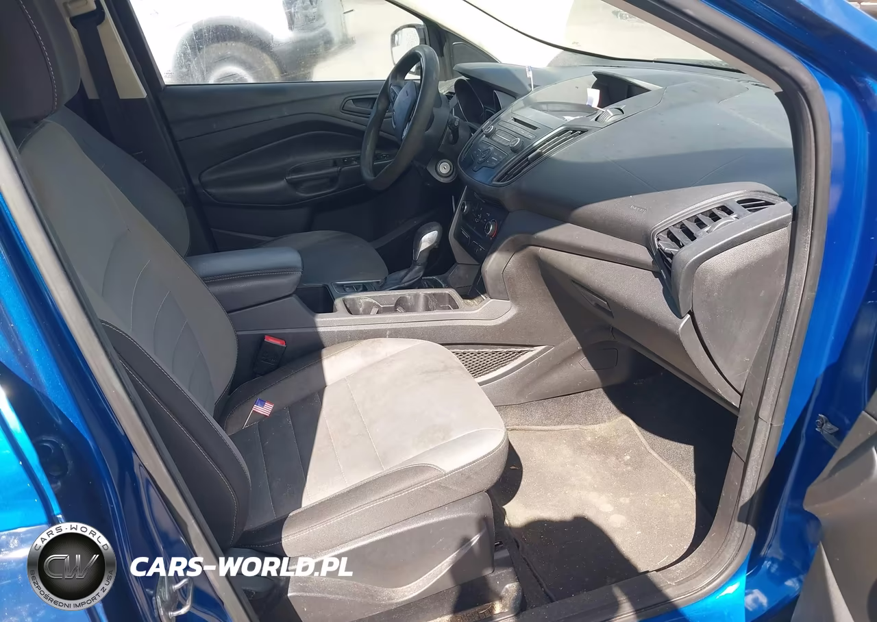 2017 Ford Escape S VIN:1FMCU0F7XHUD24790 - 5