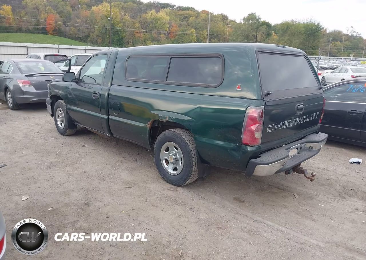 2004 Chevrolet Silverado 1500 Work Truck VIN:1GCEC14T84Z305223 - 3