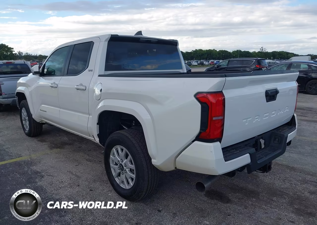 2025 Toyota Tacoma Sr5 VIN:3TYKB5FN8ST029205 - 3