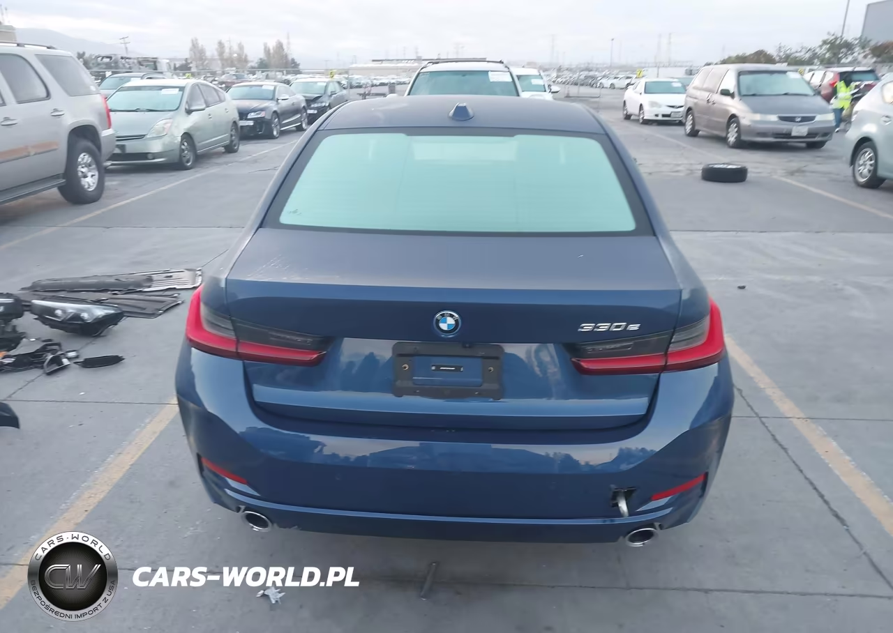 2023 BMW 330E VIN:3MW39FF08P8D34805 - 17