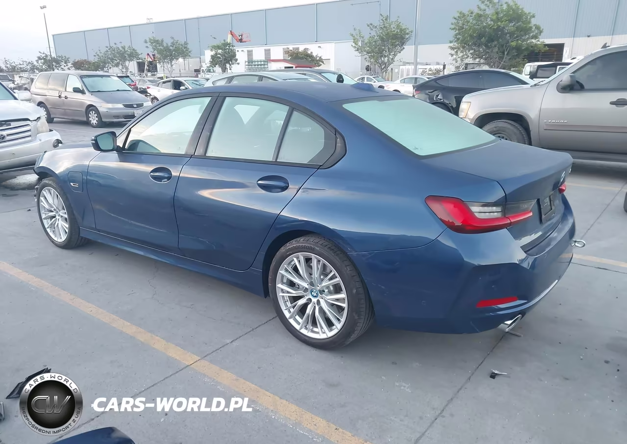 2023 BMW 330E VIN:3MW39FF08P8D34805 - 3