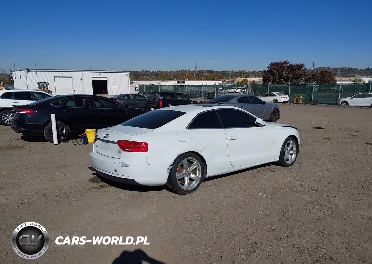 2015 Audi A5 2.0T Premium VIN:WAUCFAFR4FA034479 - 4