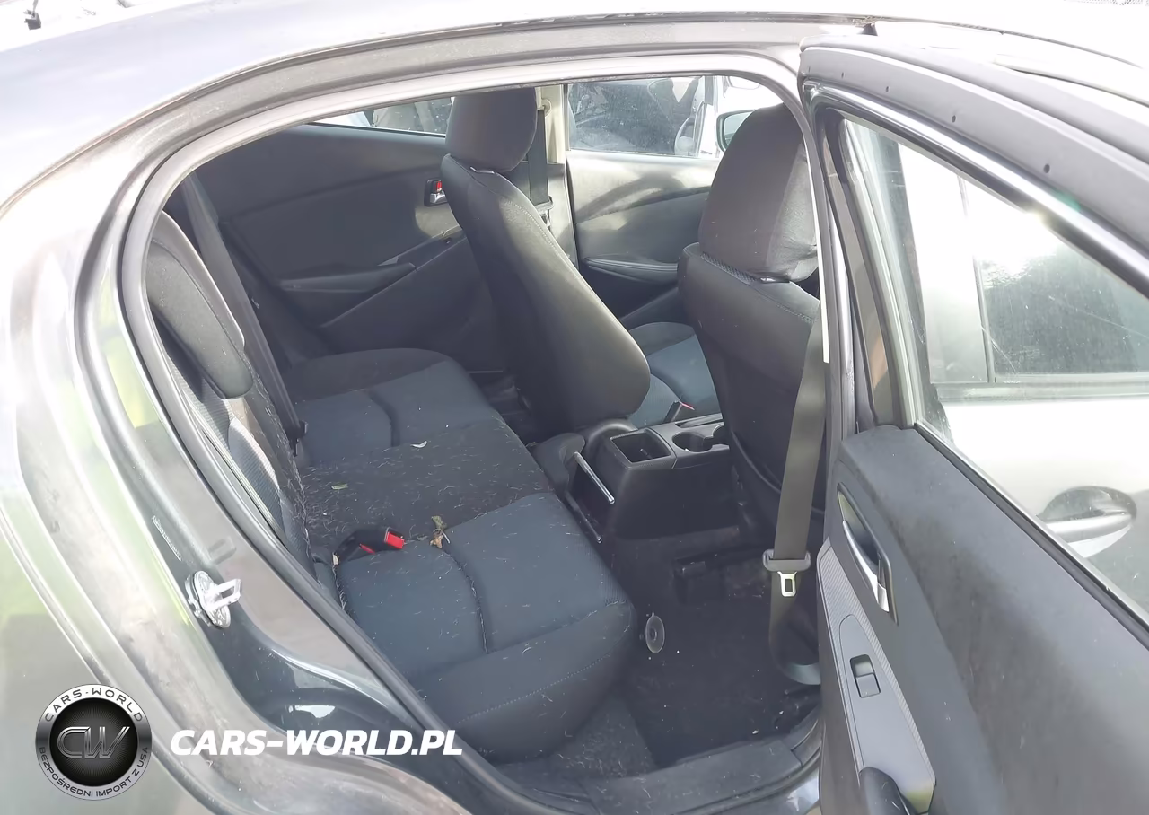 2016 Scion Ia VIN:3MYDLBZV8GY138471 - 8