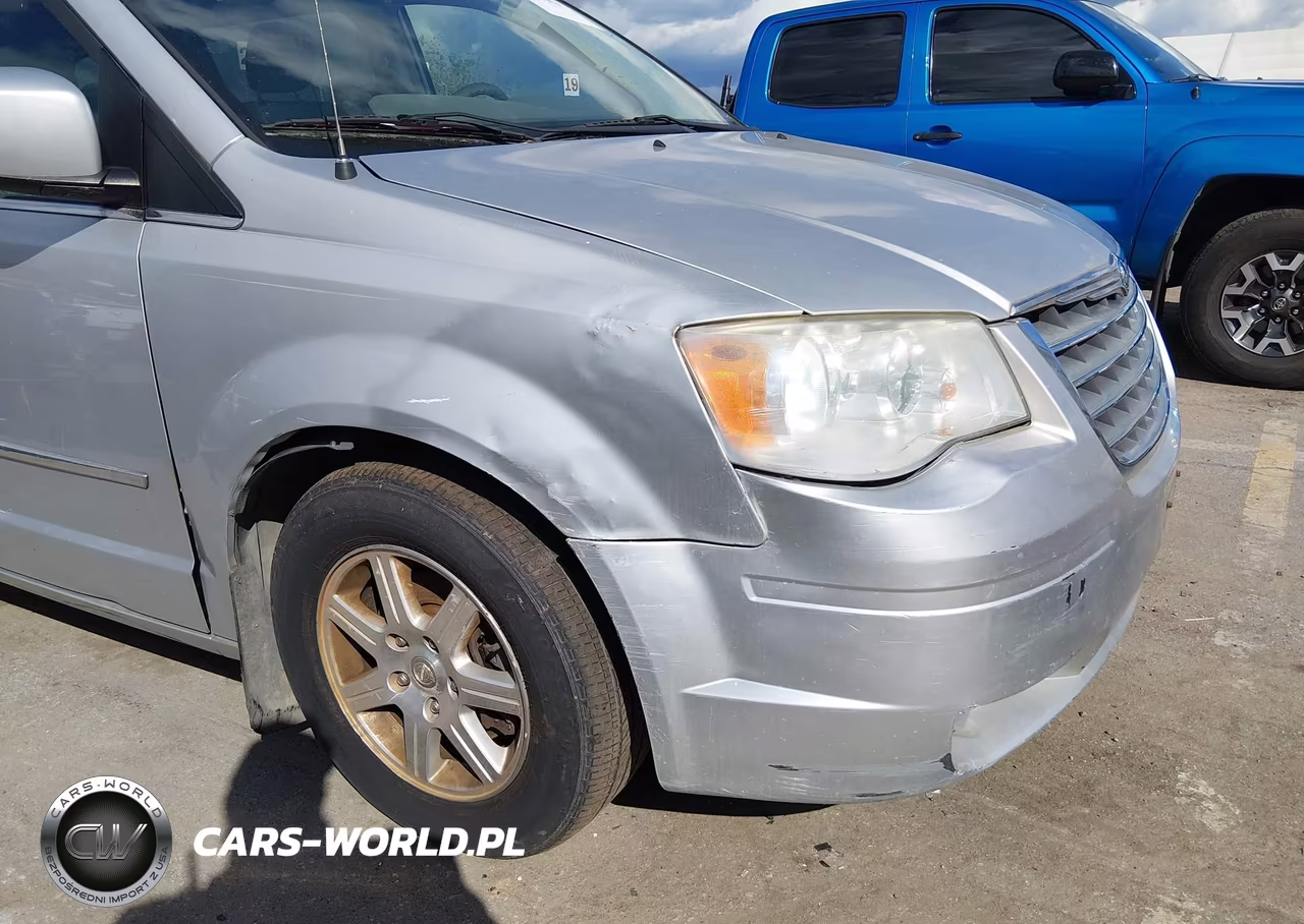 2009 Chrysler Town & Country Touring VIN:2A8HR54189R577797 - 14