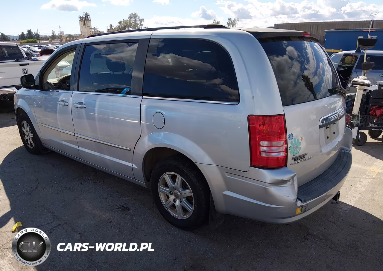 2009 Chrysler Town & Country Touring VIN:2A8HR54189R577797 - 3