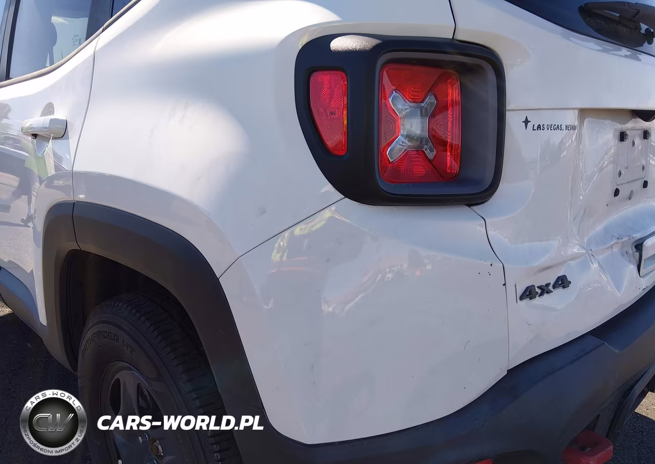 2018 Jeep Renegade Trailhawk 4X4 VIN:ZACCJBCB1JPH35519 - 19