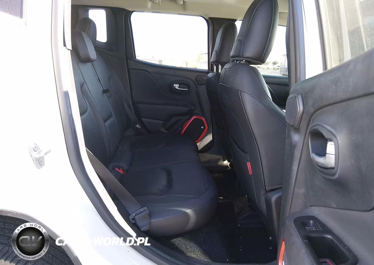 2018 Jeep Renegade Trailhawk 4X4 VIN:ZACCJBCB1JPH35519 - 8