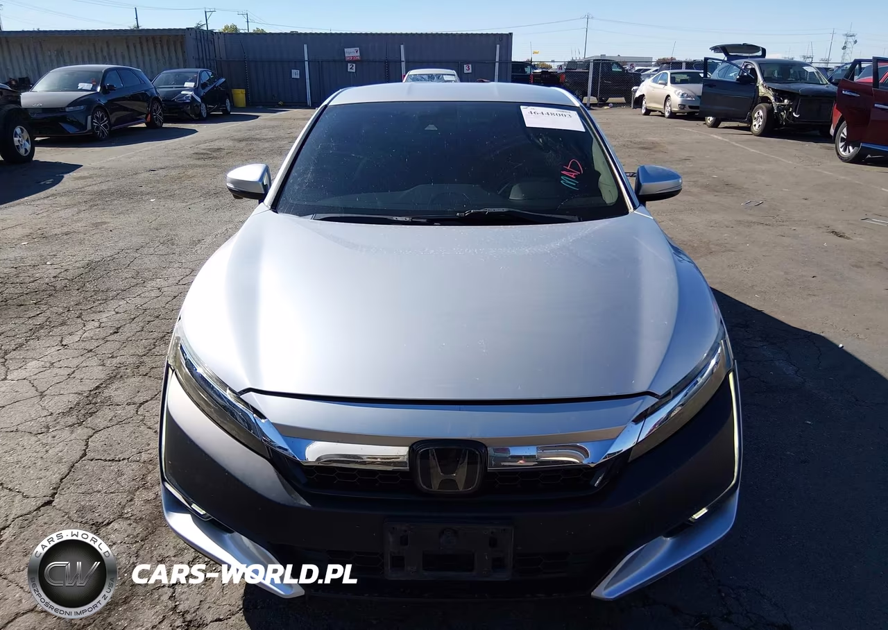 2018 Honda Clarity Plug-In Hybrid Touring VIN:JHMZC5F39JC015026 - 12