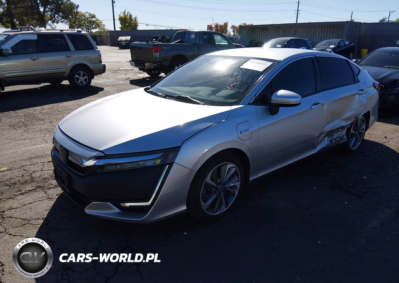 2018 Honda Clarity Plug-In Hybrid Touring VIN:JHMZC5F39JC015026 - 2