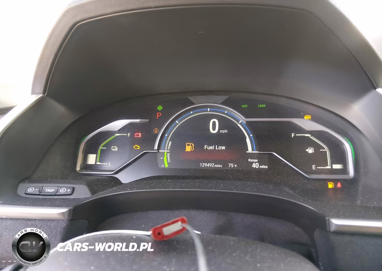 2018 Honda Clarity Plug-In Hybrid Touring VIN:JHMZC5F39JC015026 - 7
