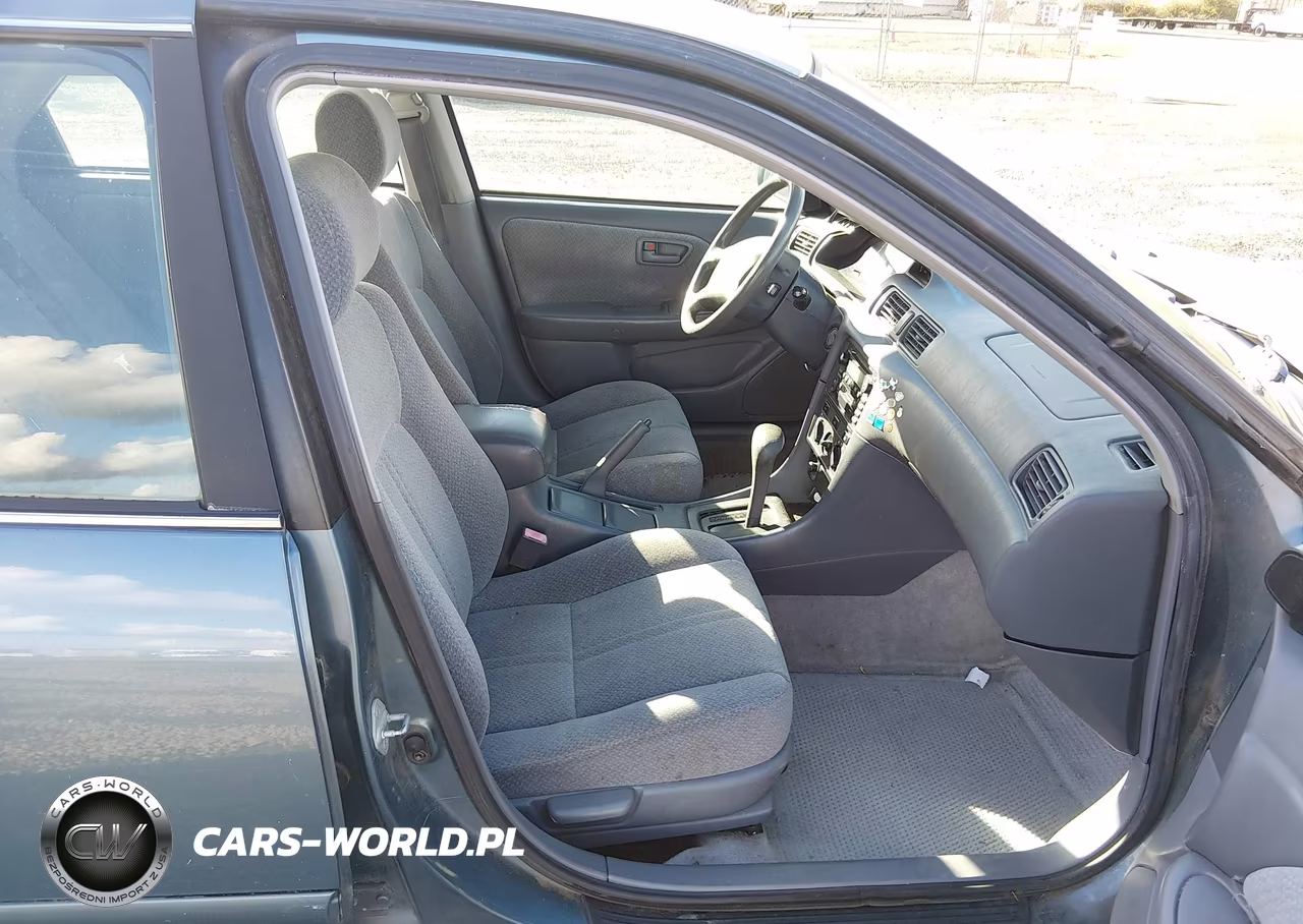 2000 Toyota Camry Le VIN:JT2BG22K1Y0428307 - 5